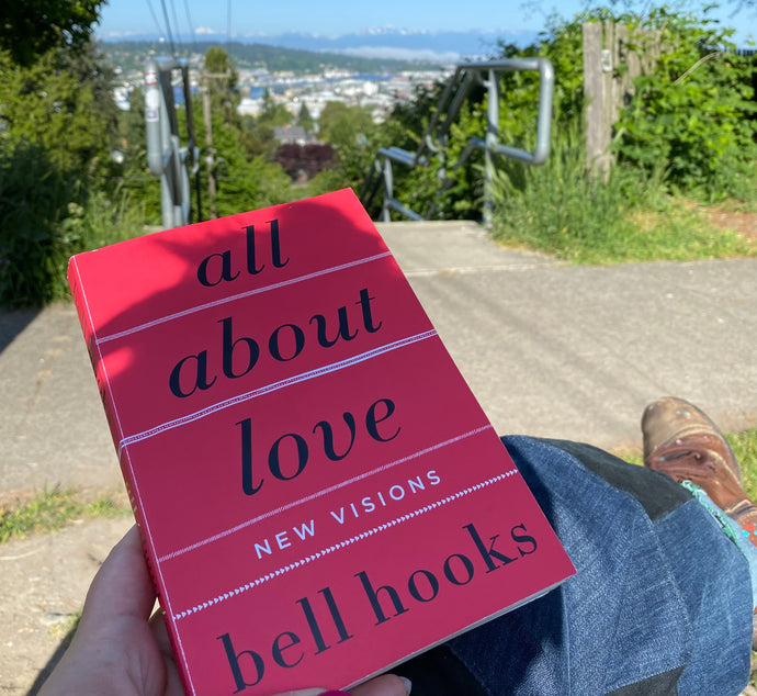 Riles Reads: All About Love by bell hooks